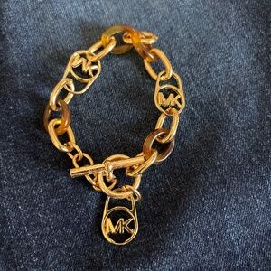 Michael Kors Gold Tone Toggle  Link Bracelet